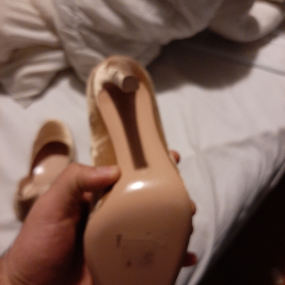 Gianvito Rossi heels - Picture 3 of 7